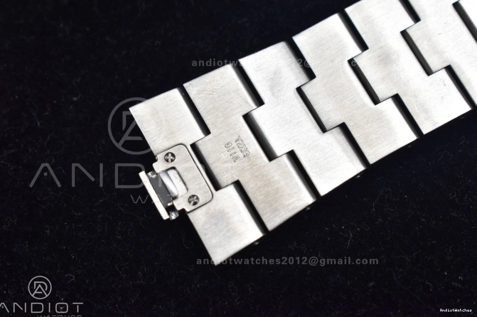 ZF Edition SS 1:1 A Best Bracelet Black Dial on 4500V SportInspired Overseas 926 SS 0727